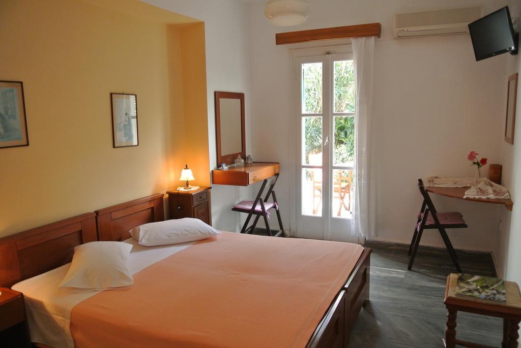 Meltemi Apart otel Batsi Dış mekan fotoğraf