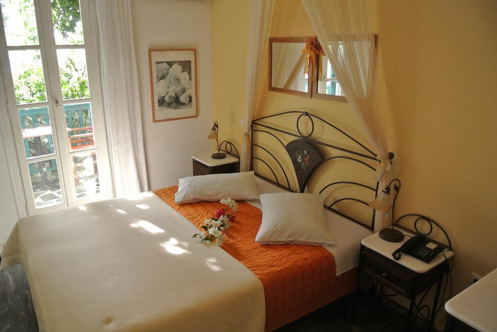Meltemi Apart otel Batsi Dış mekan fotoğraf