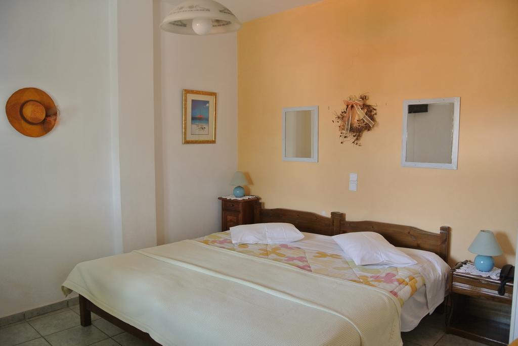 Meltemi Apart otel Batsi Dış mekan fotoğraf
